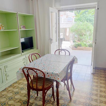 Brela Beach Retreat Apartment Bagian luar foto